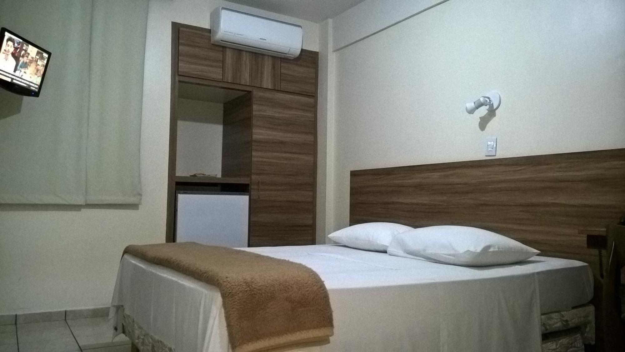 Bevile Hotel Cataguases Exterior foto
